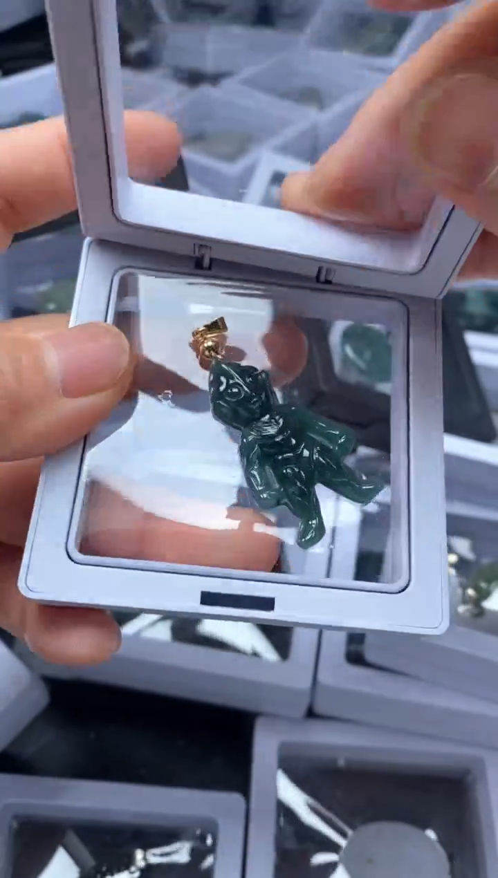 【闪购商品】翡翠吊坠(不含链)未镶嵌39291