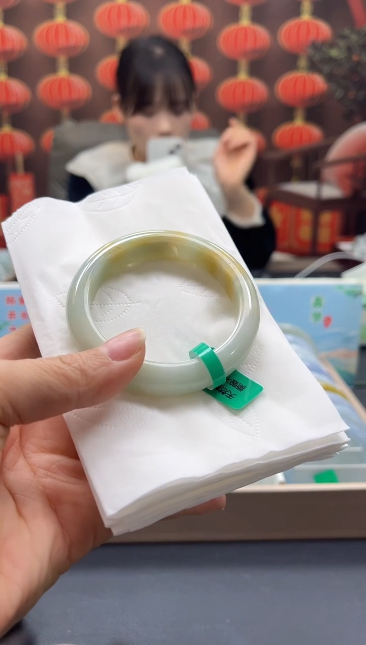 【闪购商品】翡翠手镯未镶嵌00009211