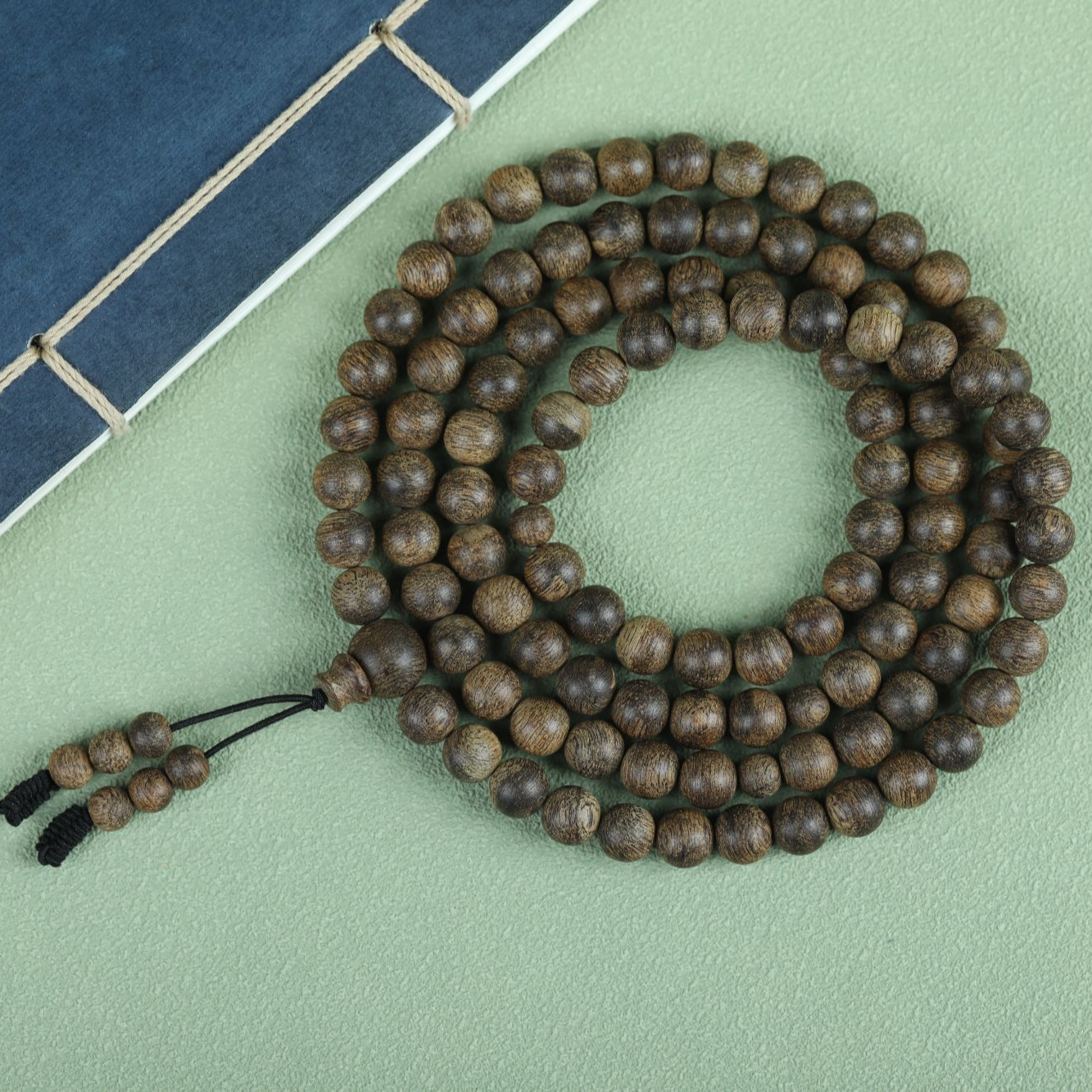 加里曼丹沉香32克8mm手串多圈【0元起拍】