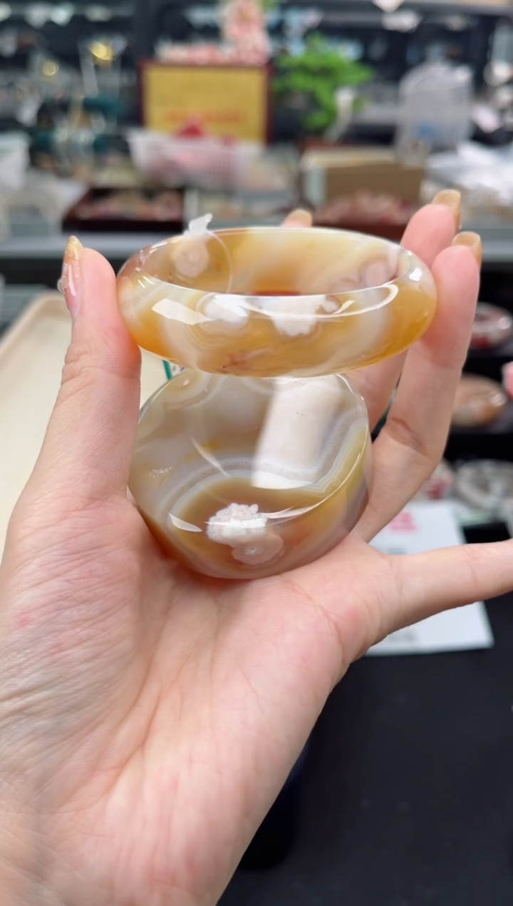 【闪购商品】石英质玉手镯未镶嵌56圈口（赠品镯心）3570092