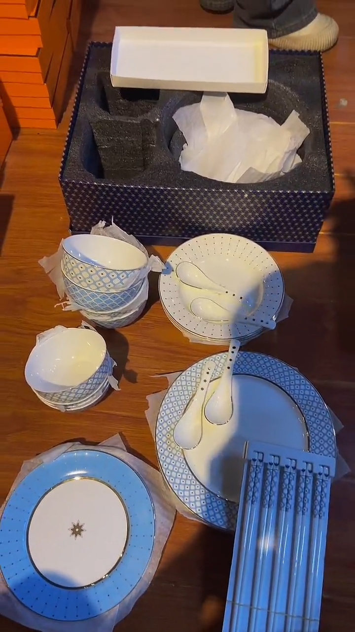 【闪购商品】鸿辉家品牌瓷器，京东包邮！