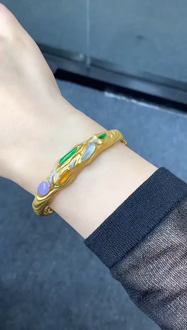 18K金镶嵌手镯翡翠586-中国好珍宝