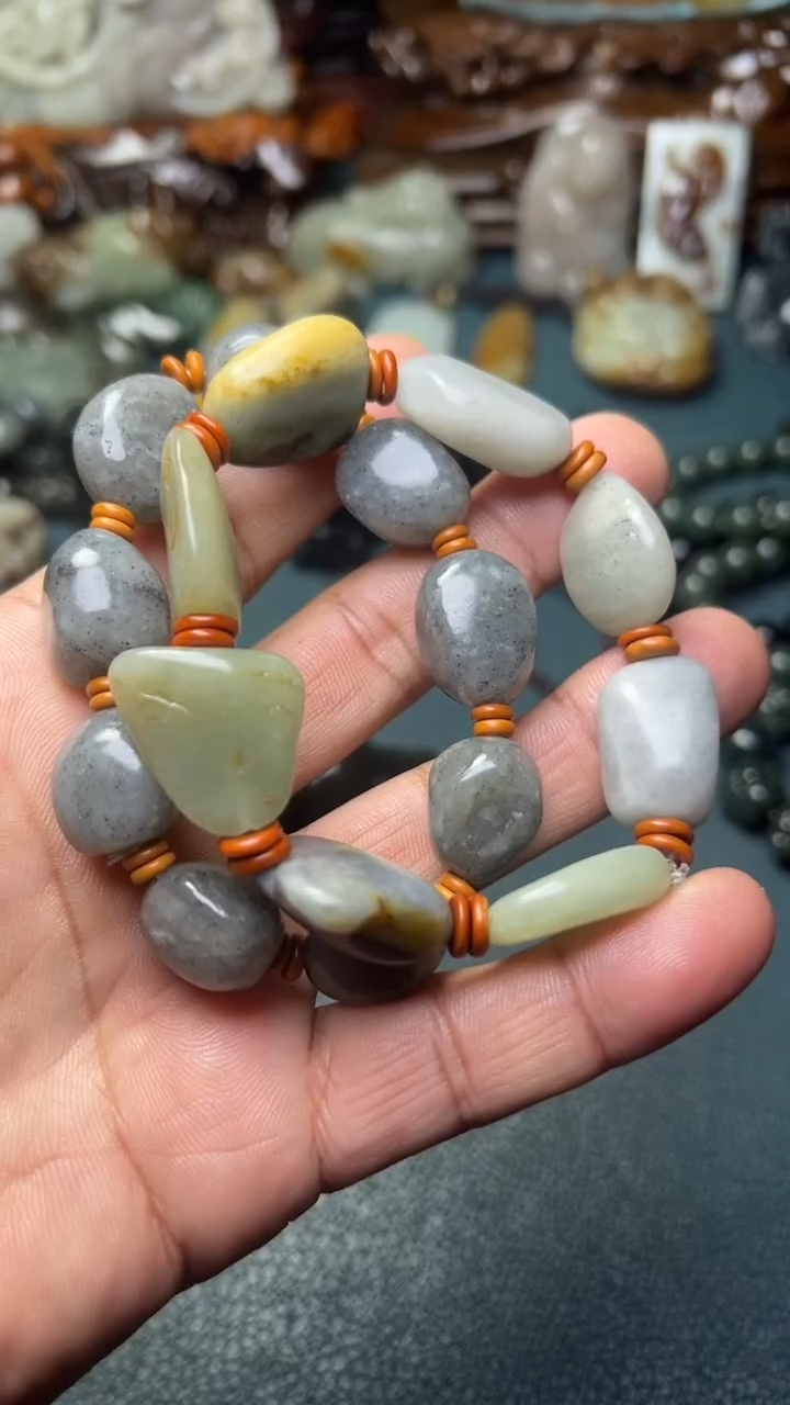 未镶嵌和田玉把件2