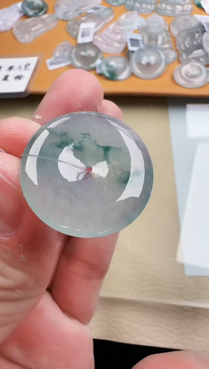 【闪购商品】翡翠颈饰未镶嵌翡翠
