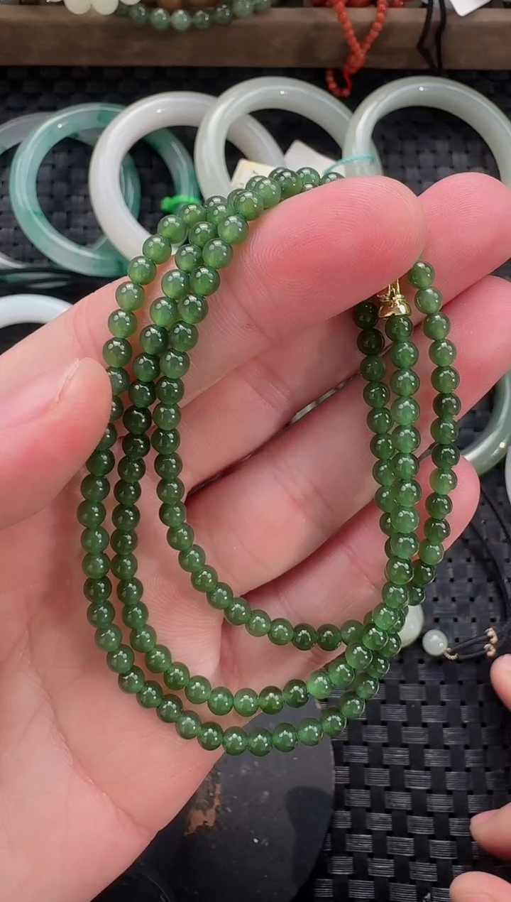颈饰未镶嵌和田玉4mm碧玉小米链