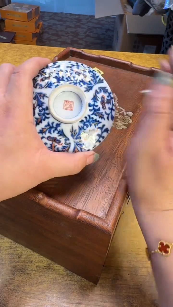 瓷器瓷器瑕疵破破104抽屉盒碗