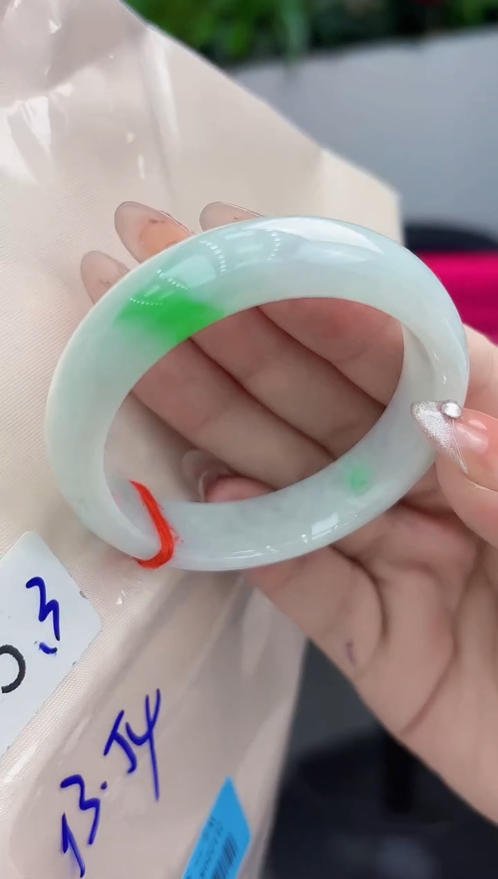 【闪购商品】翡翠手镯未镶嵌翡翠手镯