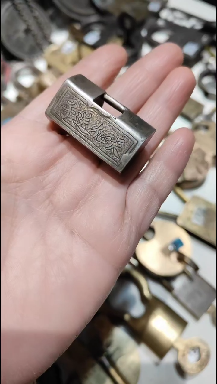 金属古典家居桌面摆件