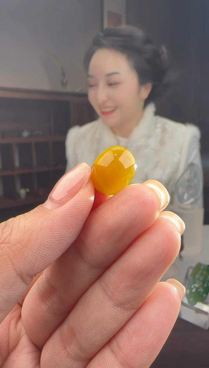 未镶嵌挂件翡翠裸石