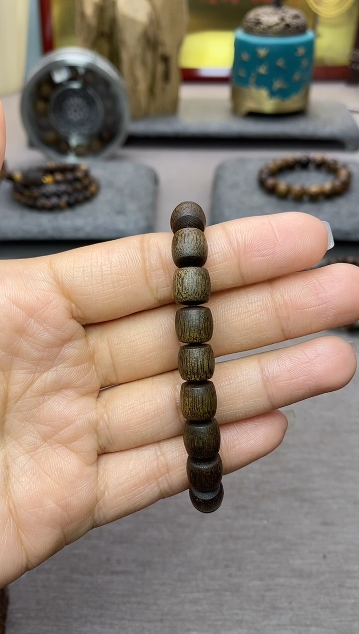 【闪购商品】沉香手串越南芽庄白棋矿化8*9 沉水素圈