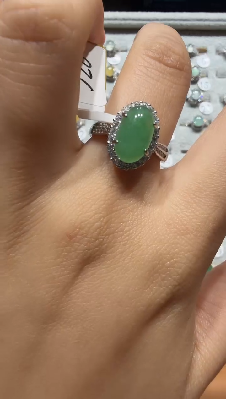 银S925镶嵌戒指翡翠925银镶缅甸A货翡翠戒指