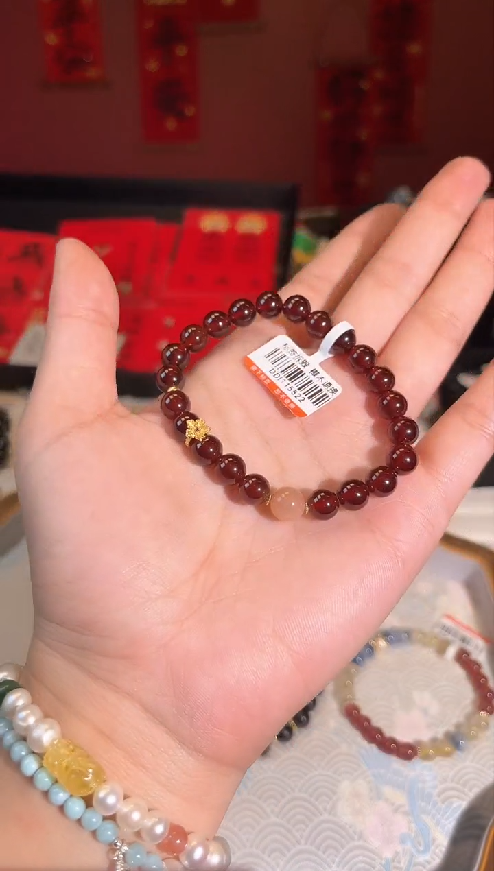 【闪购商品】石榴石手链银S925镶嵌Q696