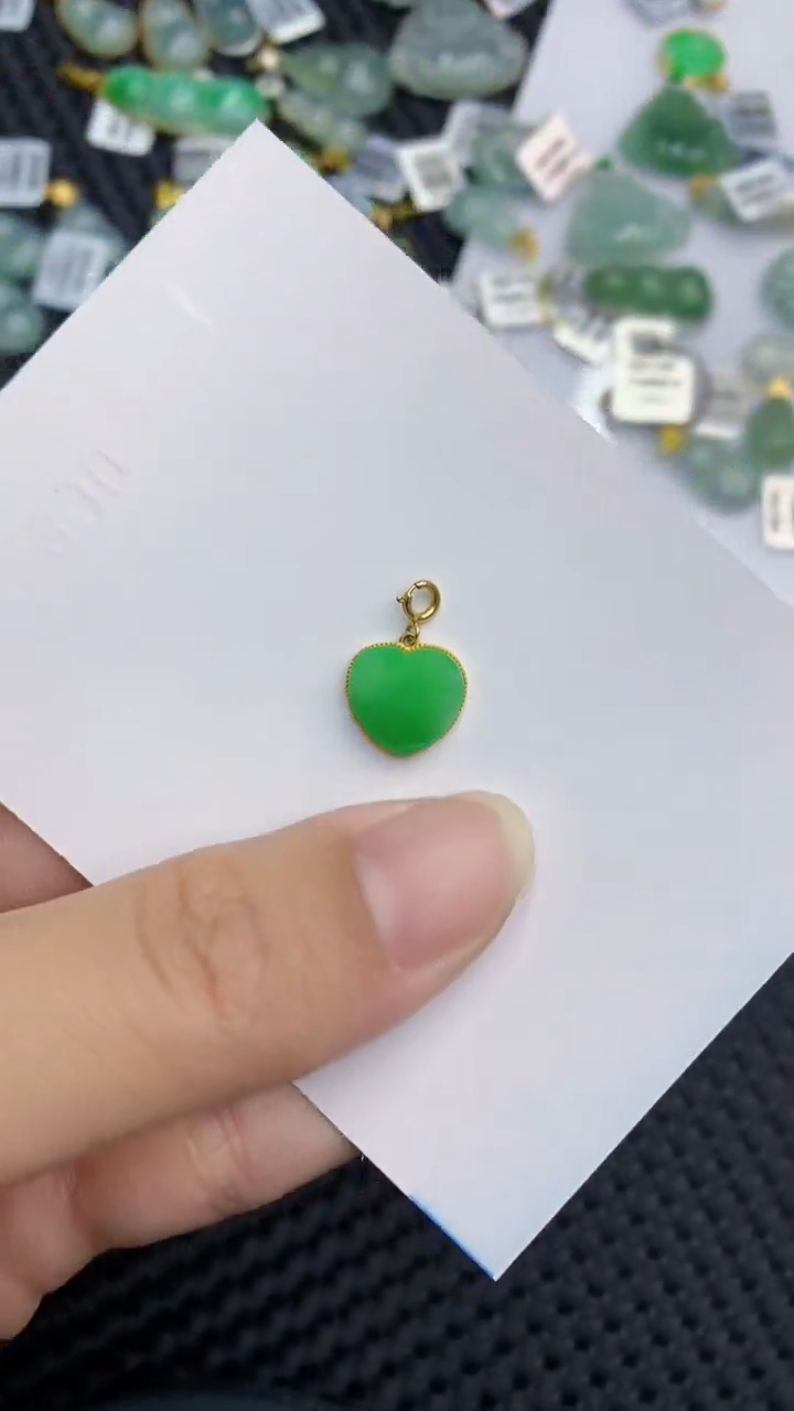 【闪购商品】翡翠颈饰18K金镶嵌            8