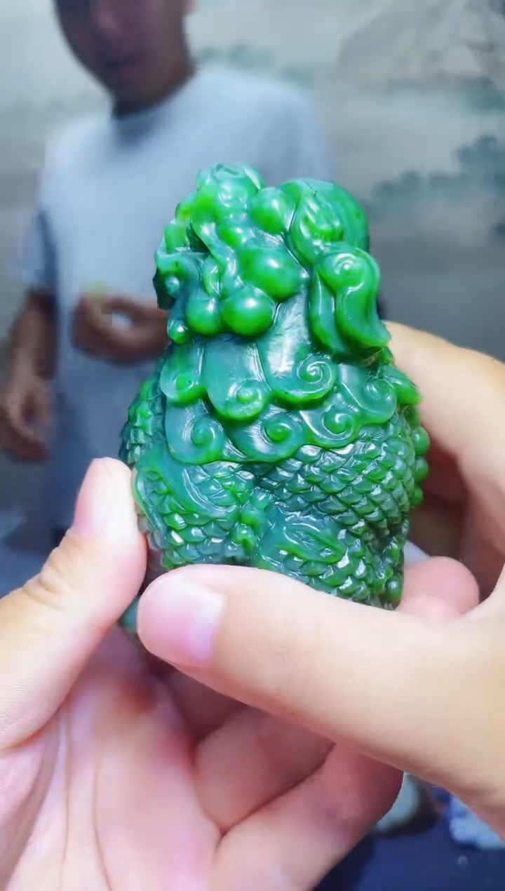 和田玉未镶嵌颈饰1