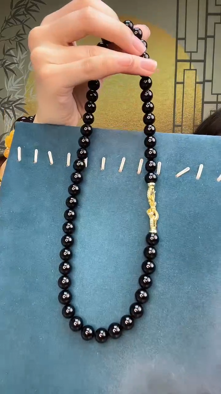 裸石琥珀未镶嵌A3053有瑕