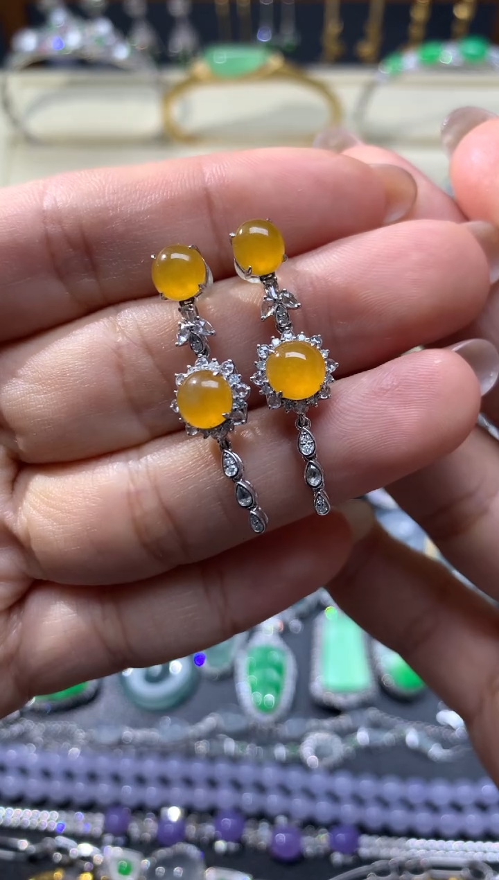 【闪购商品】翡翠颈饰18K金镶嵌耳饰