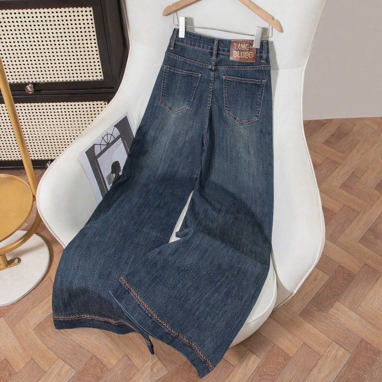 【加绒/不加绒】高腰微喇叭牛仔裤韩版显瘦小个子直筒裤裤子7614 W