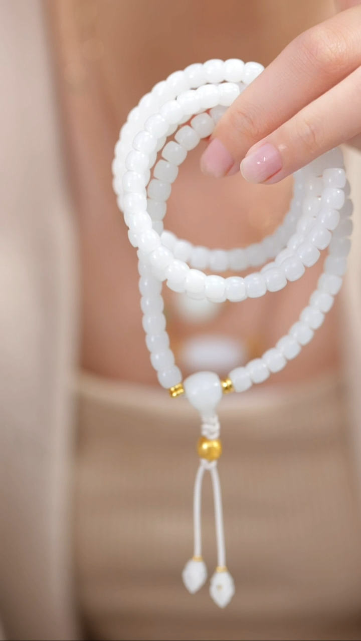 和田玉18K金镶嵌项链俄白直切长珠链