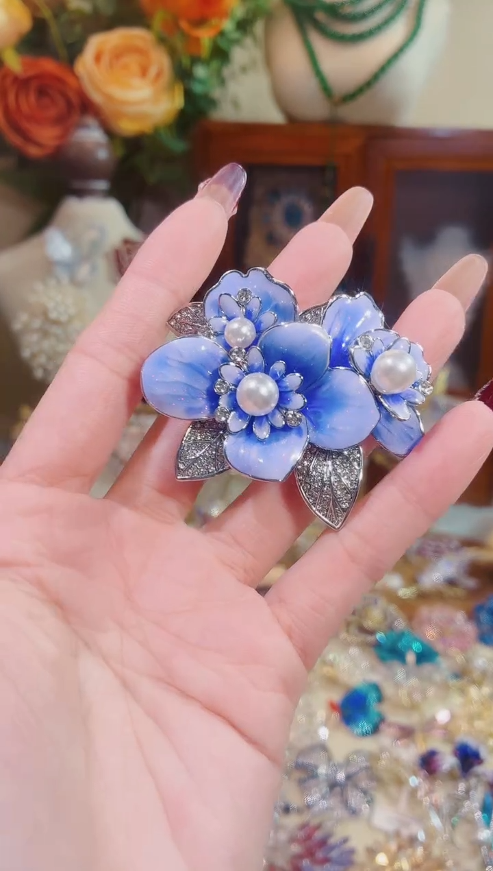 合成立方氧化锆铜合金紫丁香