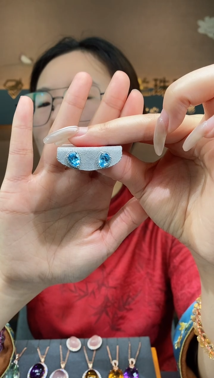 【闪购商品】托帕石耳钉银S925镶嵌托帕石耳钉