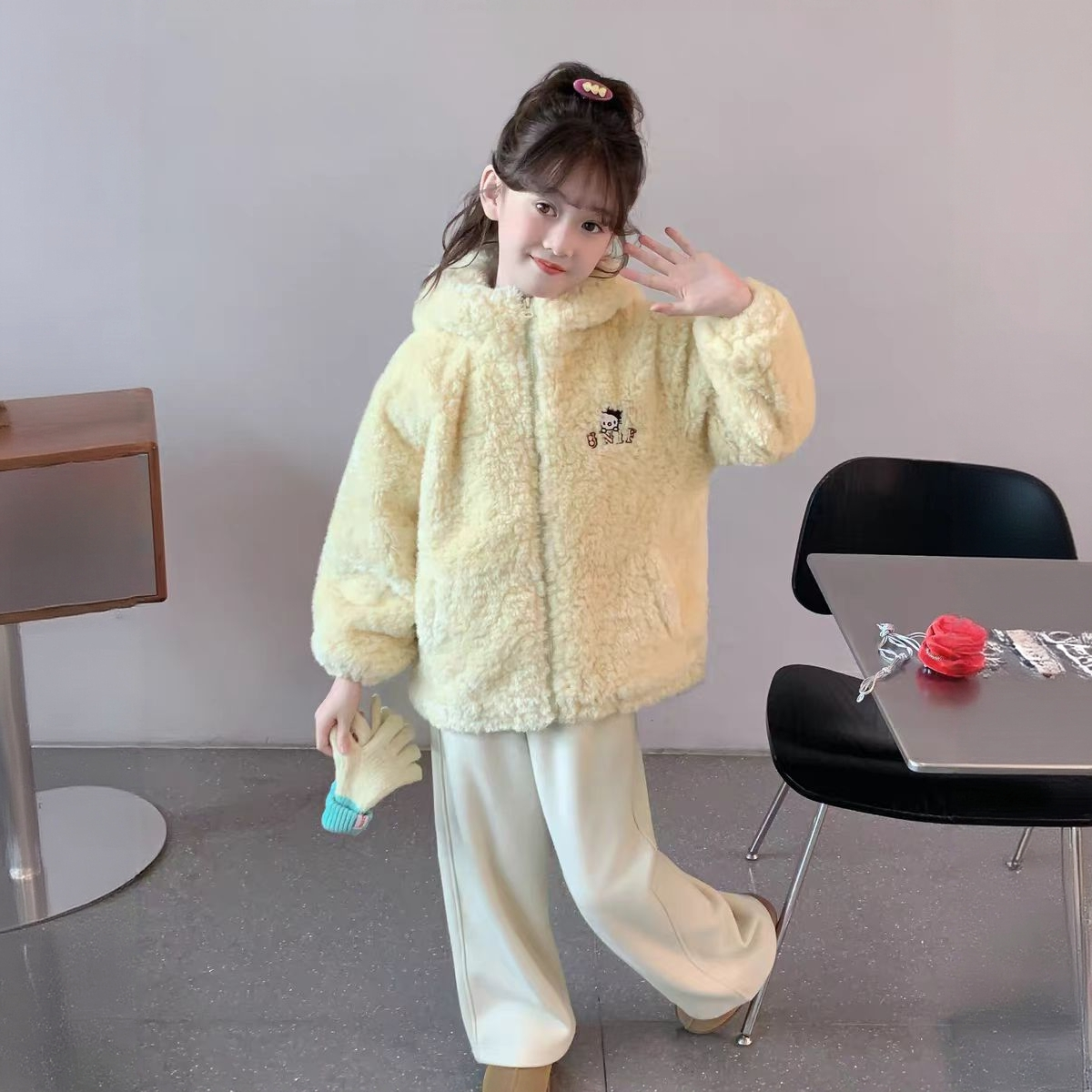 冬款可爱蝴蝶结小猫刺绣女童外套  D906 906 N