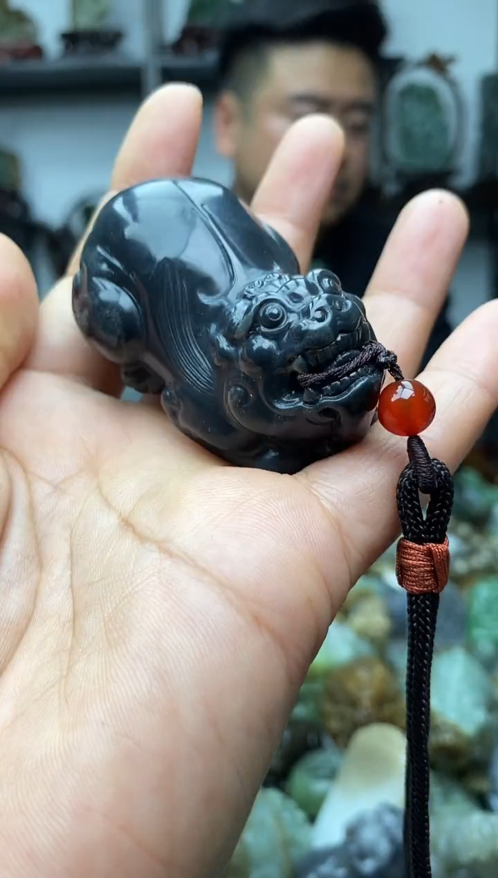 未镶嵌和田玉把件1