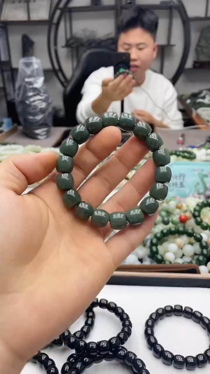 未镶嵌手串和田玉纯天然新疆且末青玉蓝调12直切