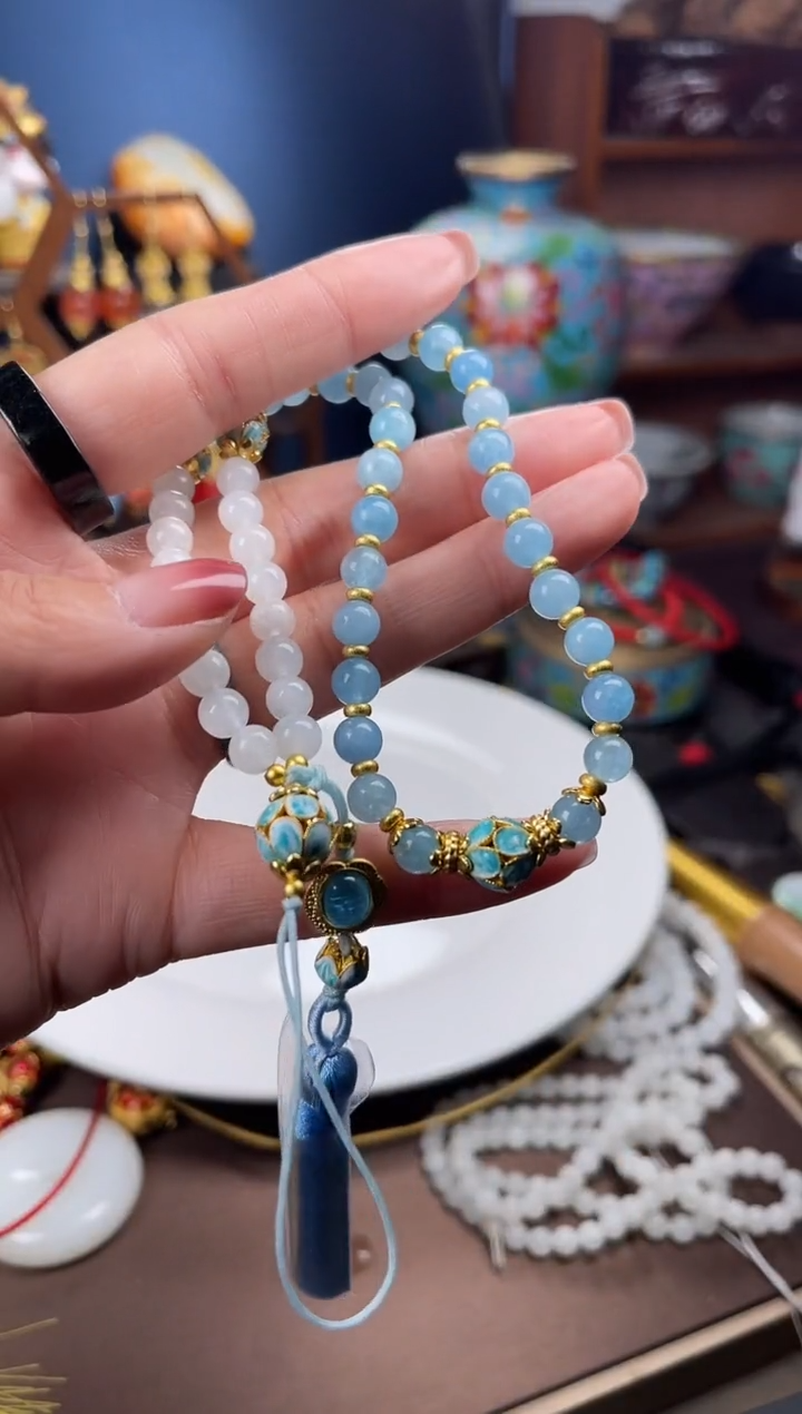 合金海蓝宝石车挂花****猴，海蓝宝手机链