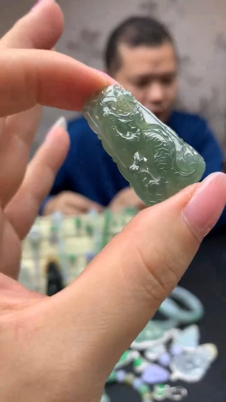 【闪购商品】翡翠颈饰未镶嵌8-天然翡翠