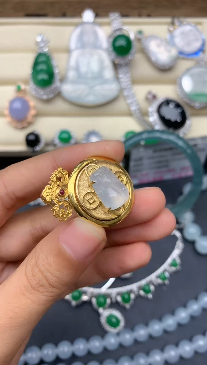 【闪购商品】翡翠颈饰18K金镶嵌371-中国好珍宝