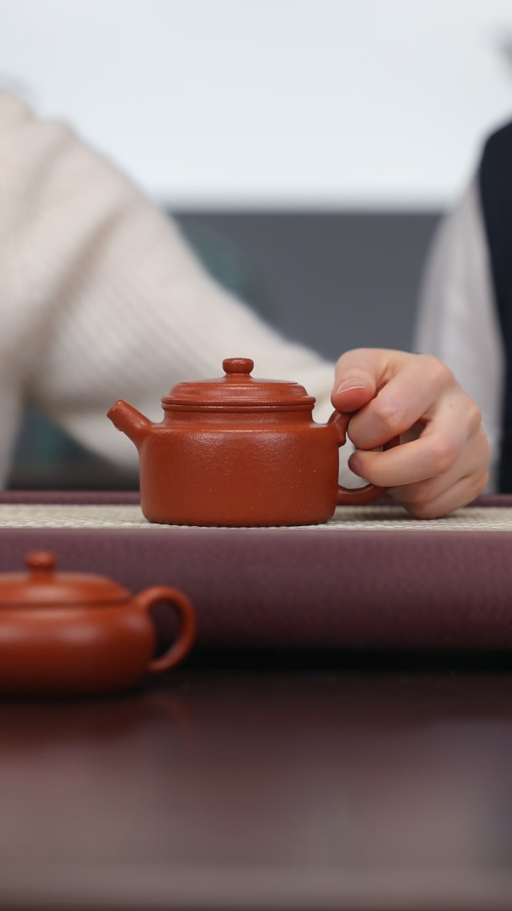 【闪购商品】紫砂茶壶hf纯红降坡 德钟 200cc