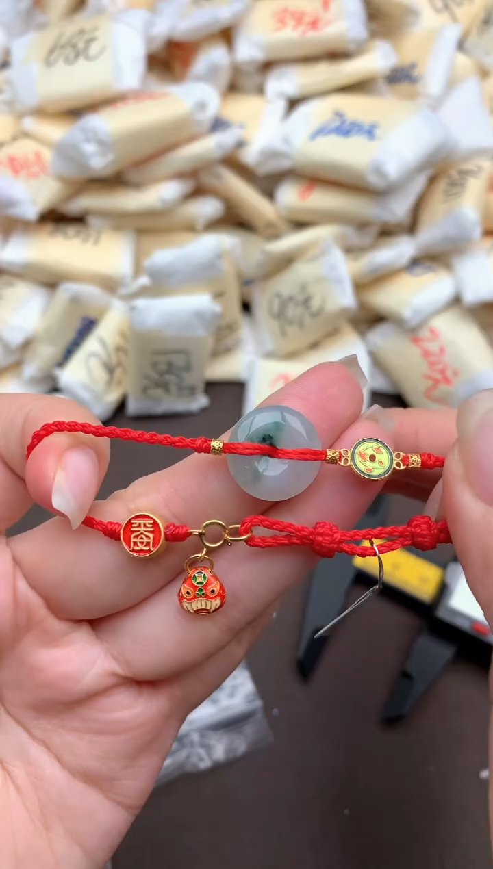 【闪购商品】翡翠挂件未镶嵌   一40