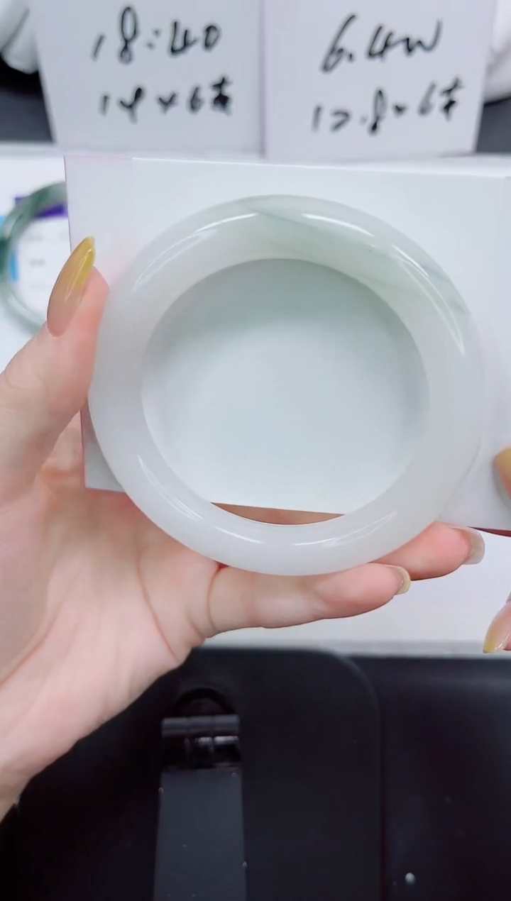 石英质玉手镯未镶嵌461