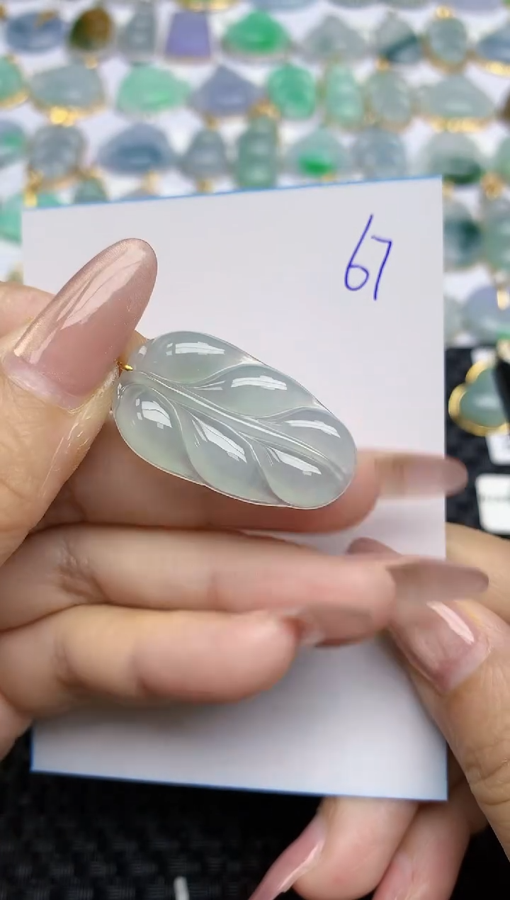 【闪购商品】翡翠颈饰18K金镶嵌天然A货翡翠 67