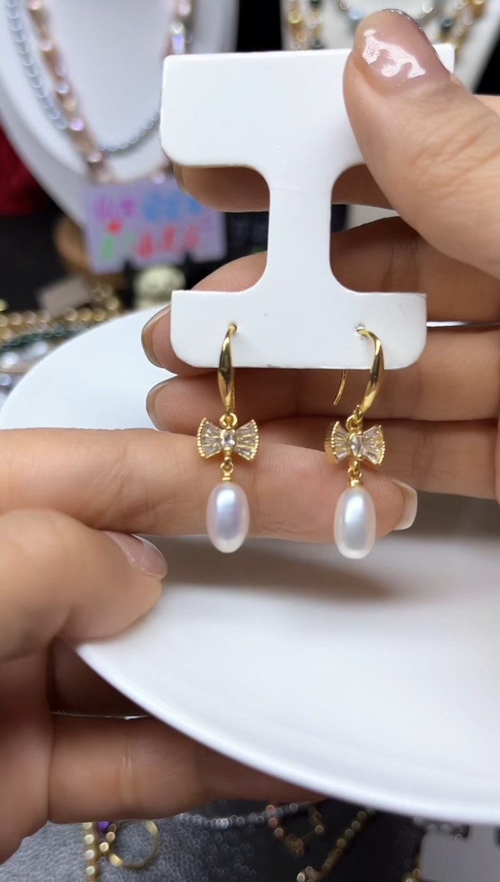 【闪购商品】淡水珍珠耳饰未镶嵌多人