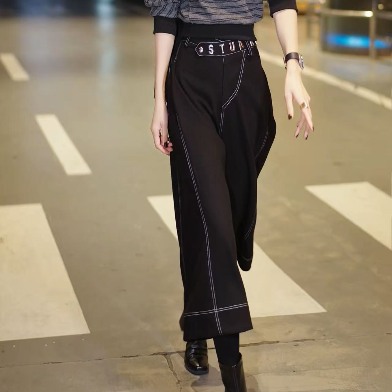 （萱萱推荐）时尚复古减龄字母明线休闲裤