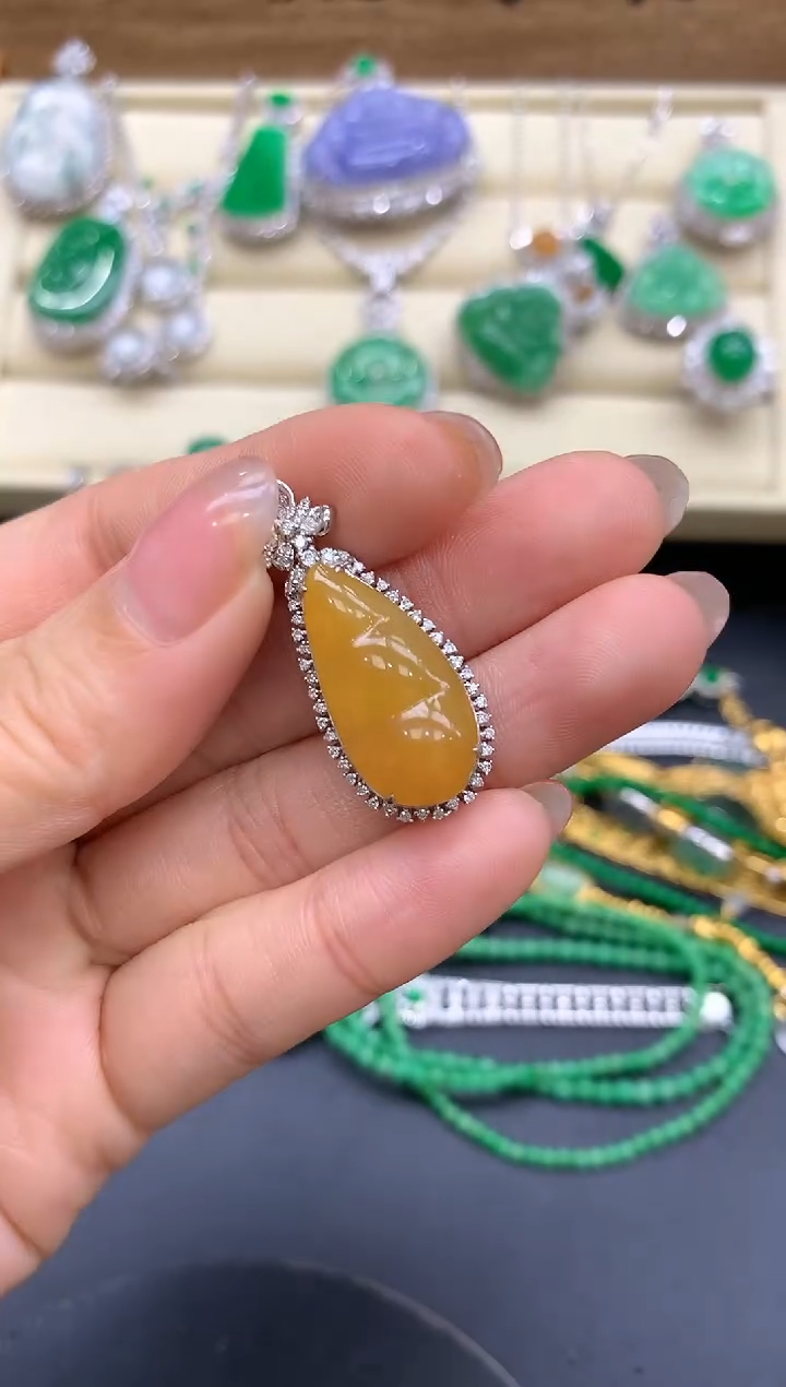 【闪购商品】翡翠颈饰18K金镶嵌547 -中国好珍宝