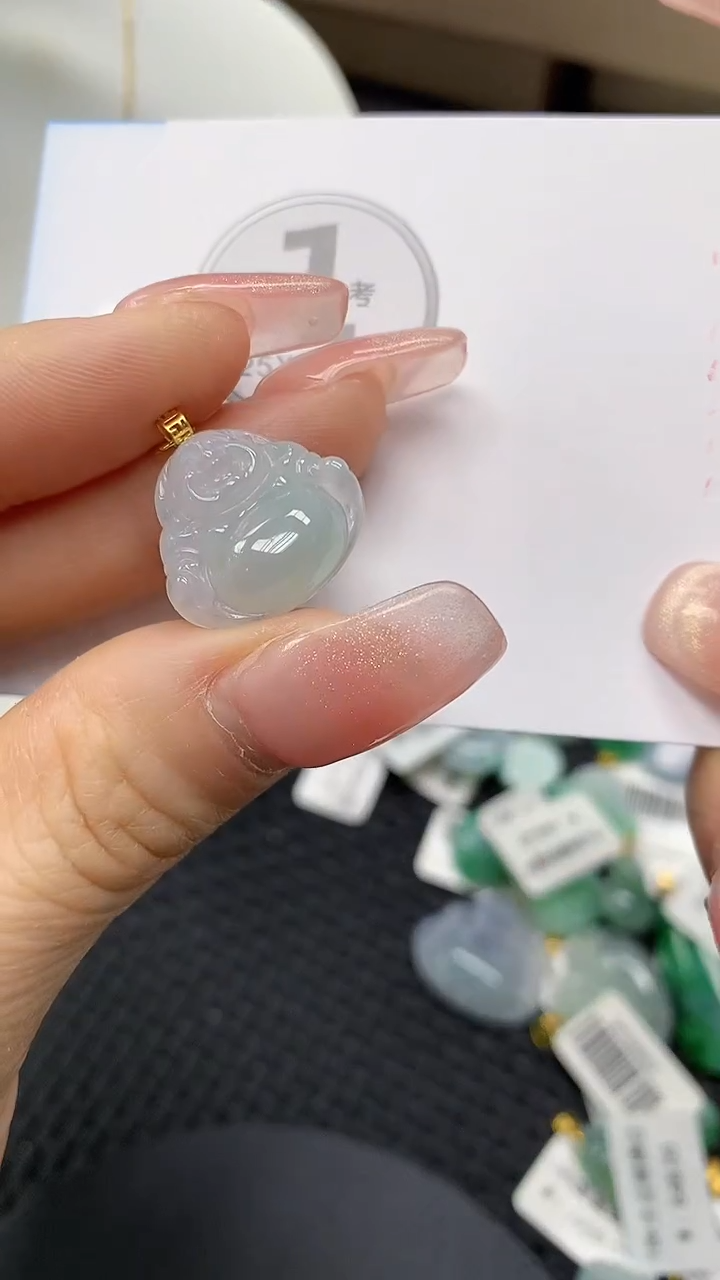 颈饰18K金镶嵌翡翠11111111111