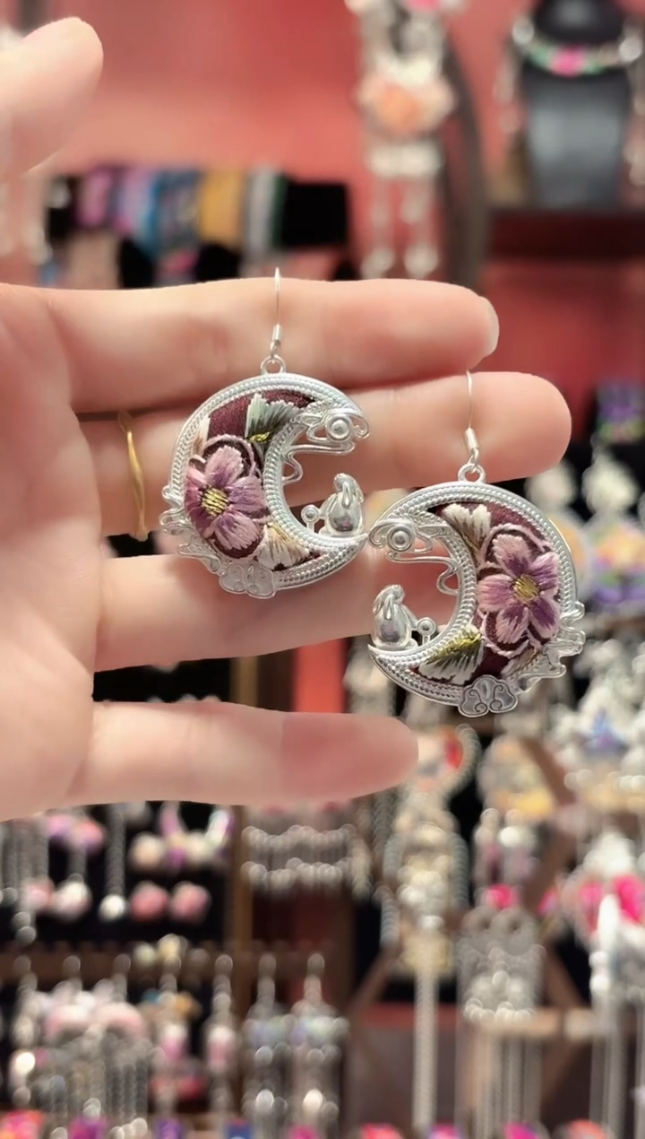 织绣云织遥老绣饰品  322