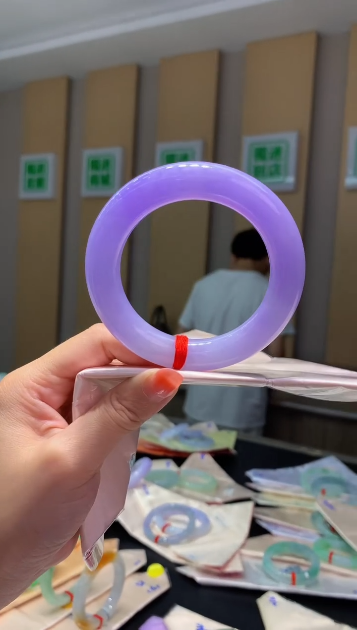 未镶嵌手镯翡翠-Q24 圈口57.2 全款18.8万 定金2万