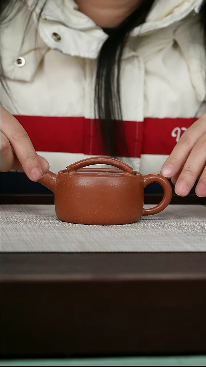 【闪购商品】宜兴原矿紫砂壶茶壶130C