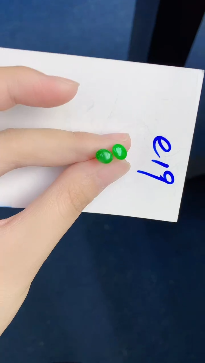 翡翠18K金镶嵌颈饰0000000000