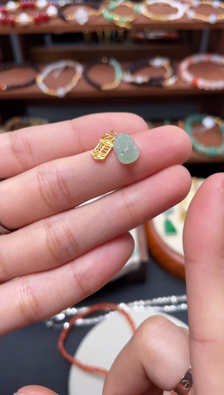 【闪购商品】翡翠吊坠(不含链)银S925镶嵌一个  JK637