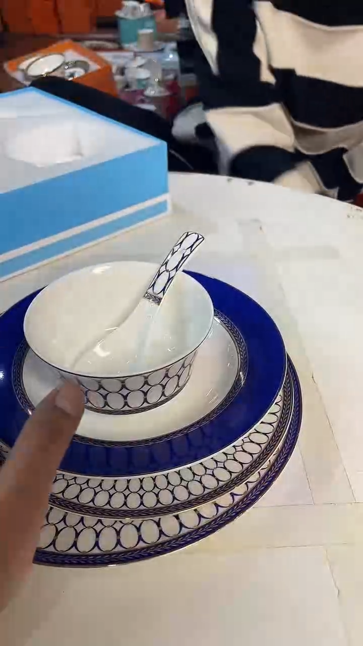 杯鸿辉家品牌瓷器，京东包邮！