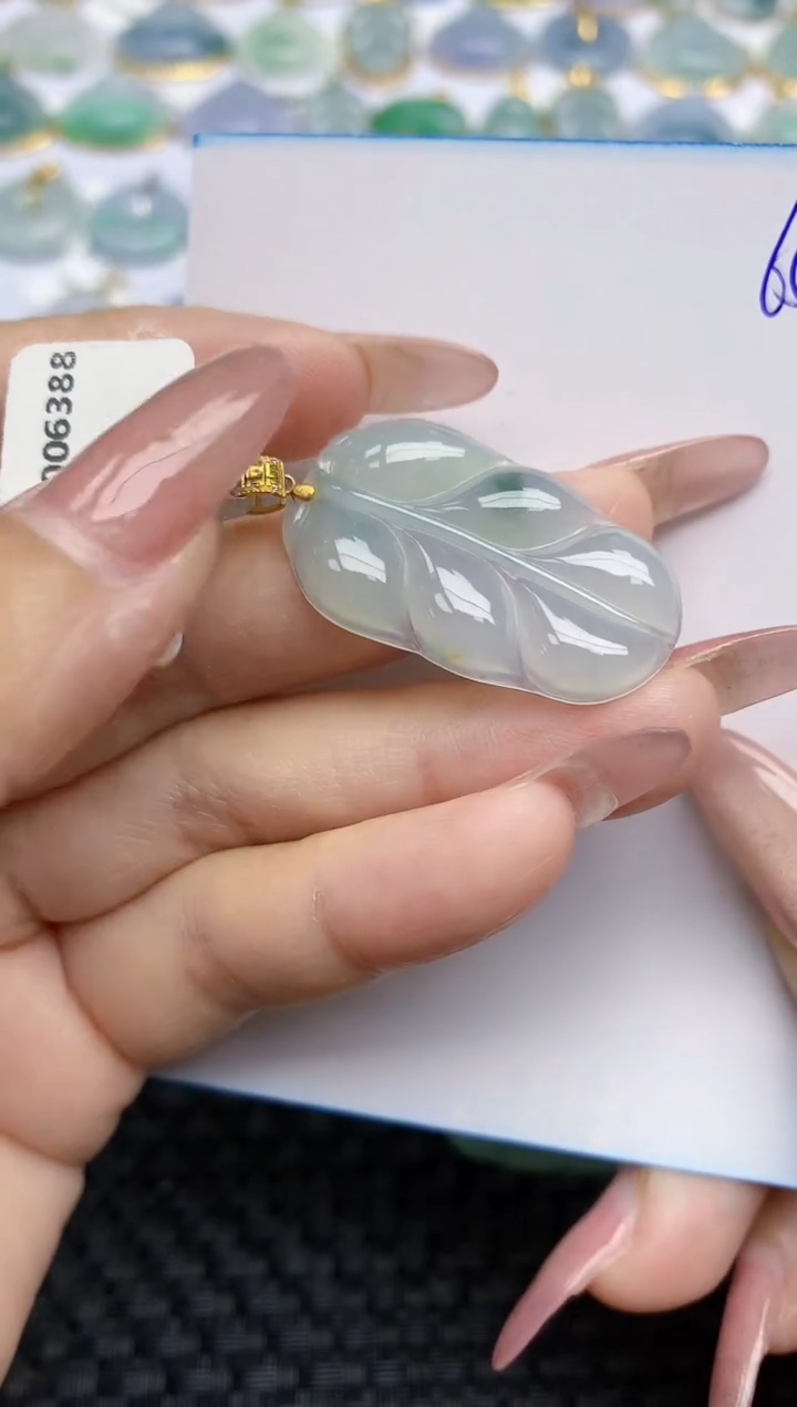 【闪购商品】翡翠颈饰18K金镶嵌天然A货翡翠 65