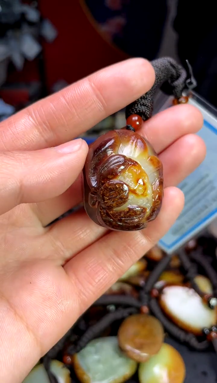 【闪购商品】和田玉颈饰未镶嵌1