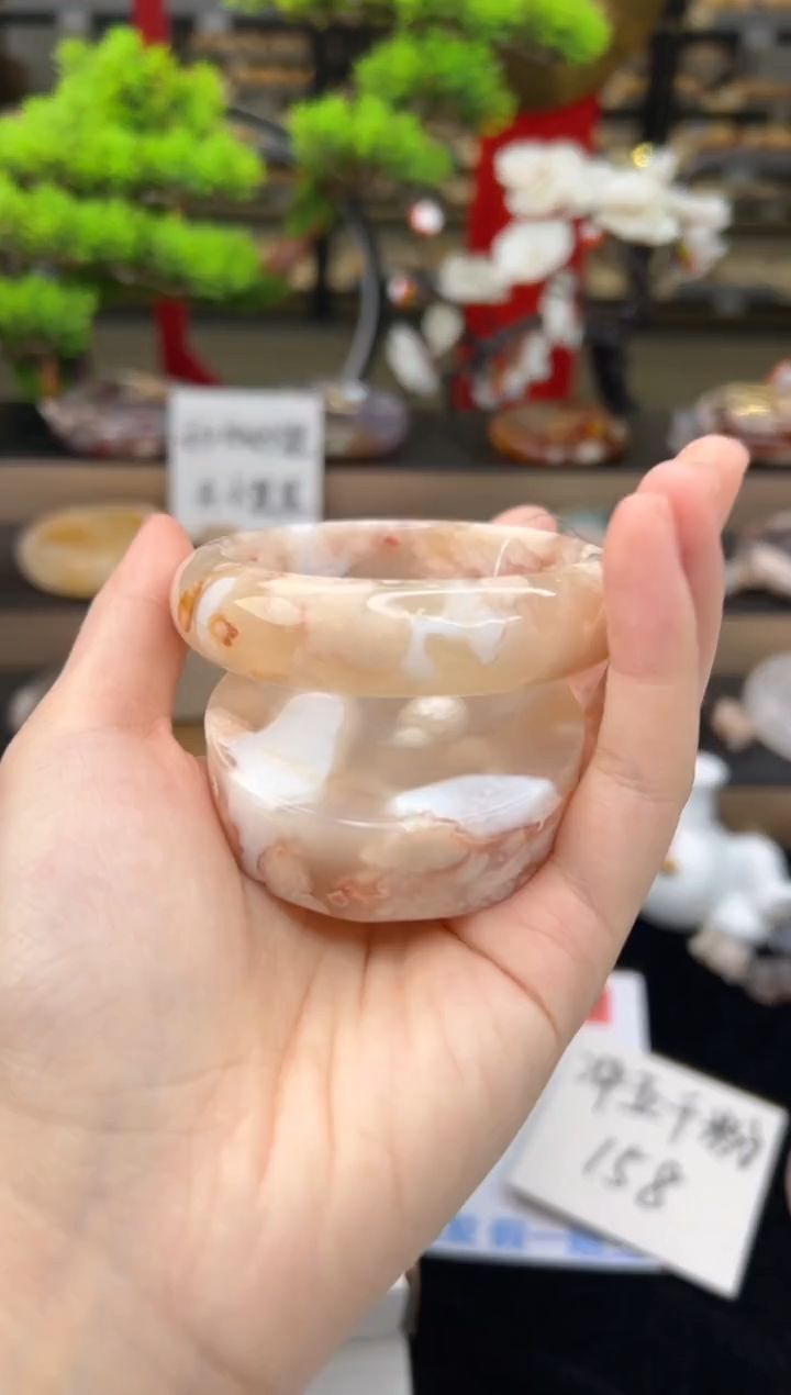 【闪购商品】石英质玉手镯未镶嵌55圈口（赠送镯心）13064