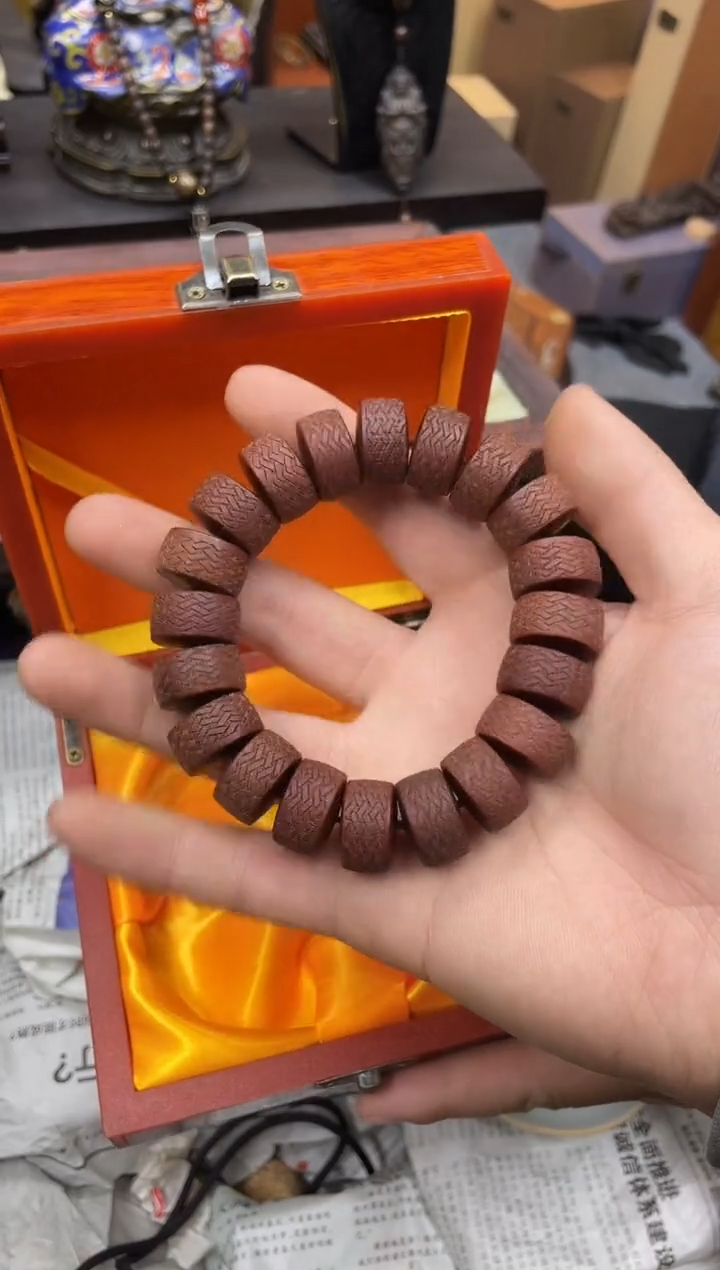 【闪购商品】大叶紫檀（黑酸枝木类） 