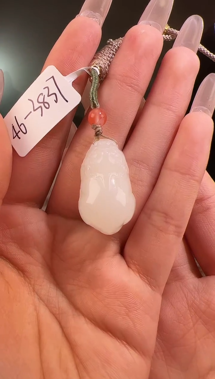 【闪购商品】和田玉颈饰未镶嵌3831