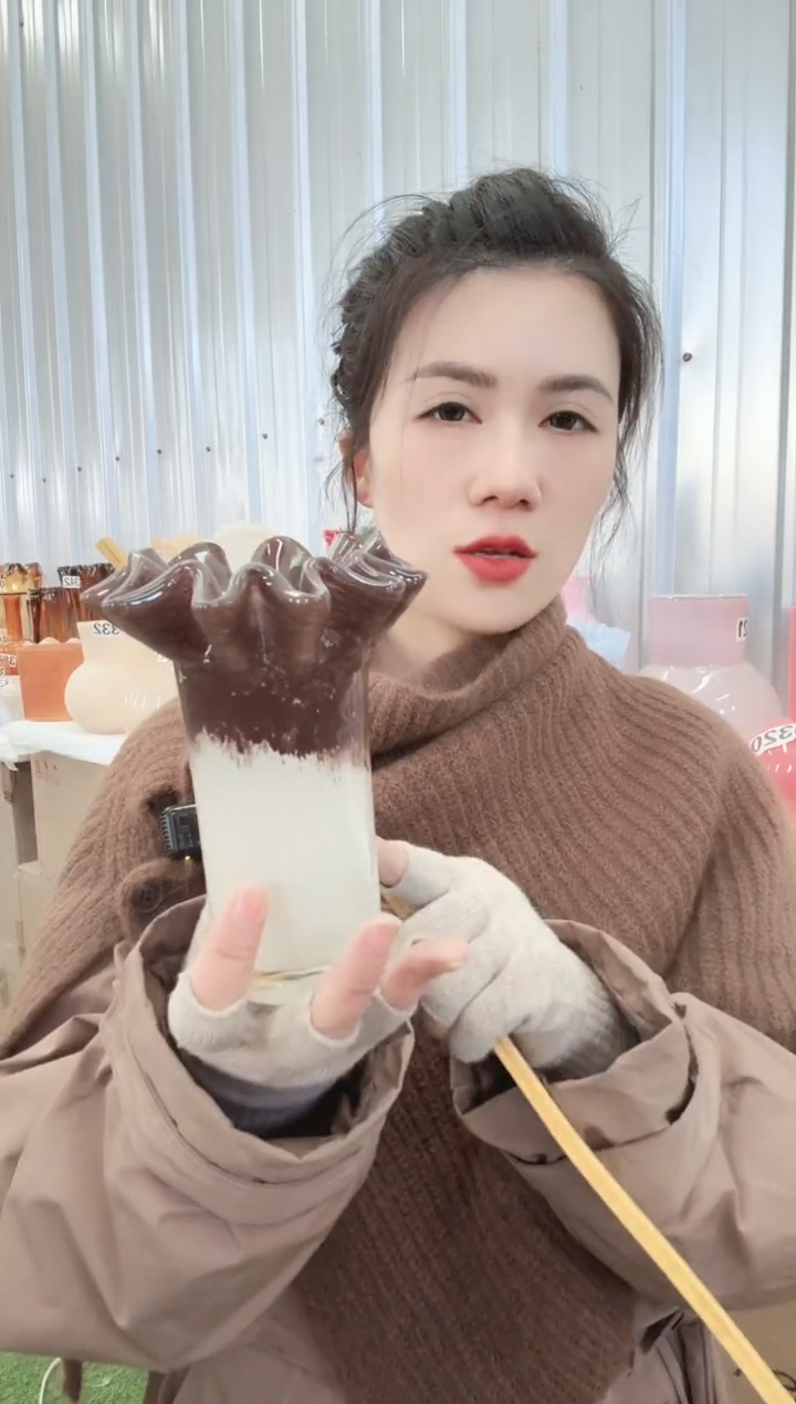 152直播玻璃花瓶